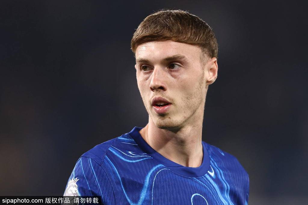 科尔·帕尔默与杰拉德的相似之处:卡拉格认为切尔西球星因队友实力不足而感到沮丧