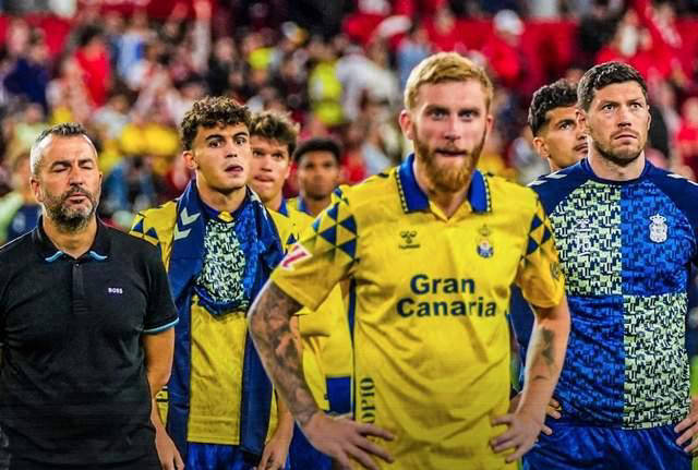 西甲冲刺：巴萨夺冠在即，三队争欧冠，两队冲降级，悬念依旧激烈