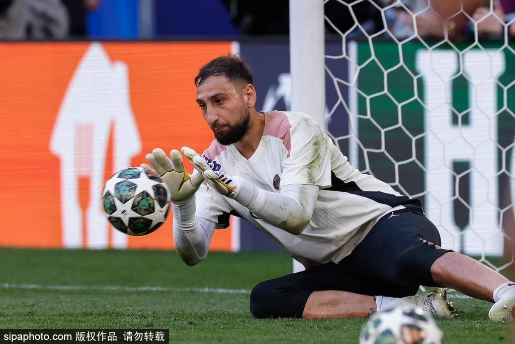 多纳鲁马续约谈判关键时刻!曼联豪门梦碎还是巴黎留人成功?