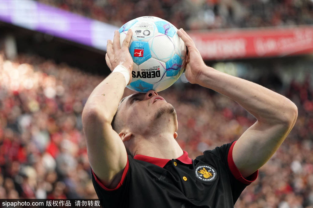 利物浦4000万镑签下科尔凯兹!红军史上最疯狂转会窗口来了